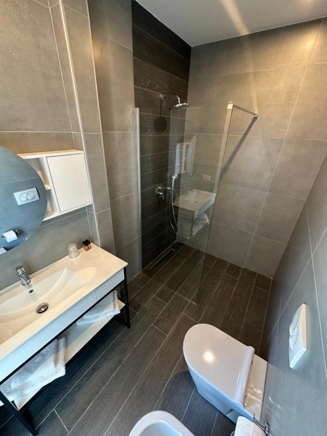 Split Rooftop Suites Драч Екстериор снимка